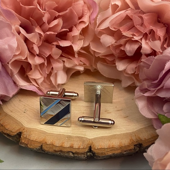 Classic Blue, Silver and Black Stripe Cufflinks - Picture 11 of 15